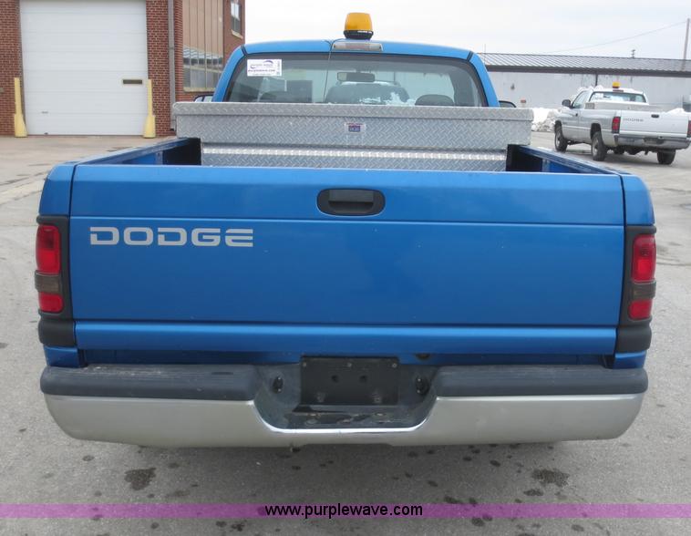 image for item D5803 1999 Dodge Ram 1500 pickup truck