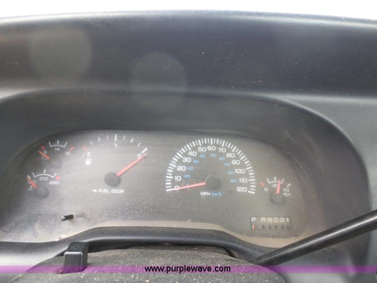 image for item D5803 1999 Dodge Ram 1500 pickup truck