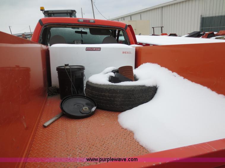 image for item D5804 2009 Ford F250 utility truck