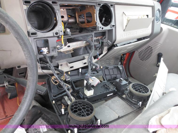 image for item D5804 2009 Ford F250 utility truck