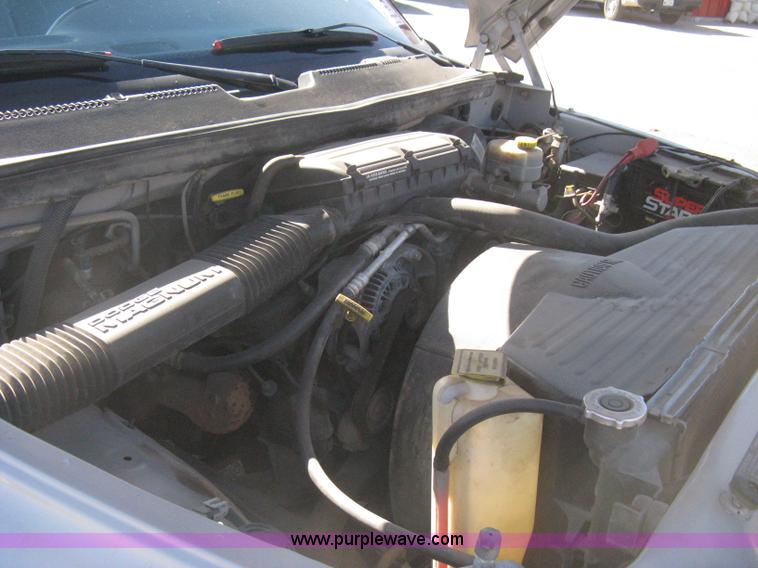 image for item E2882 2001 Dodge Ram 1500 pickup truck