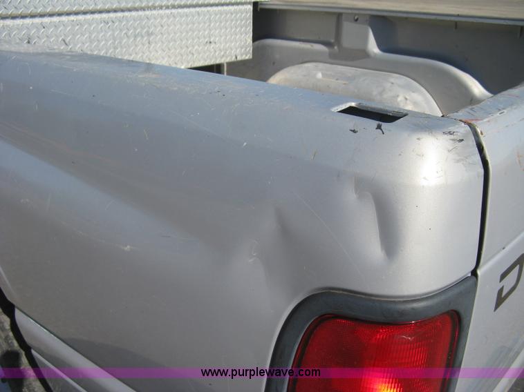 image for item E2882 2001 Dodge Ram 1500 pickup truck