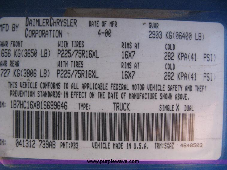 image for item E2886 2001 Dodge Ram 1500 pickup truck