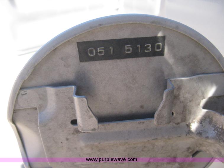 image for item E2887 2001 Dodge Ram 1500 Club Cab pickup truck