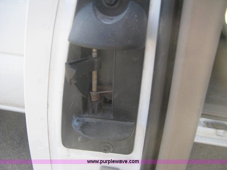 image for item E2889 2006 Chevrolet Silverado 1500 Ext. Cab pickup truck