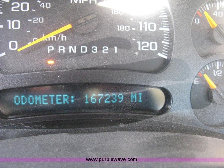 image for item E2889 2006 Chevrolet Silverado 1500 Ext. Cab pickup truck