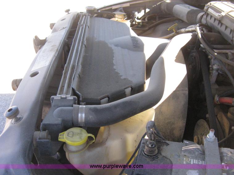 image for item E2890 2001 Dodge Ram 1500 pickup truck