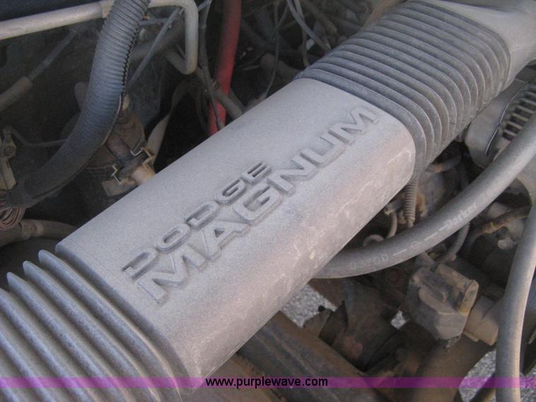 image for item E2890 2001 Dodge Ram 1500 pickup truck