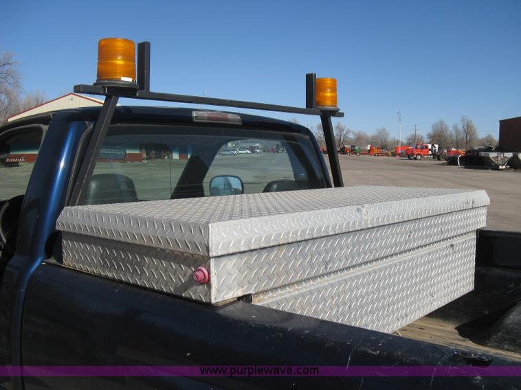 image for item E2890 2001 Dodge Ram 1500 pickup truck