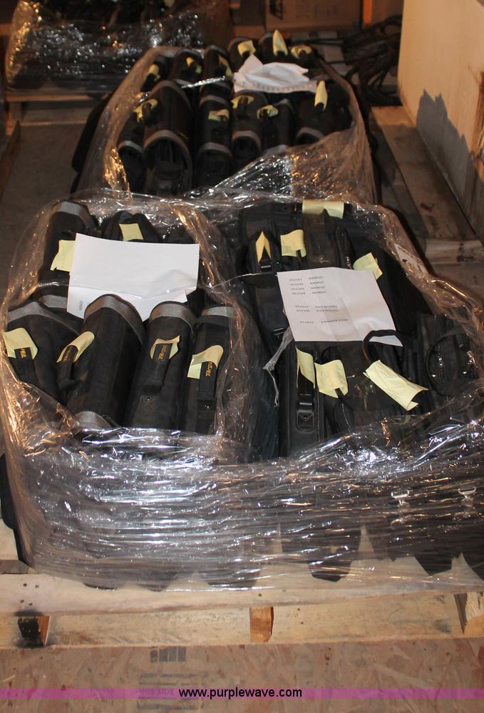 image for item E2904 (54) assorted laptop computers