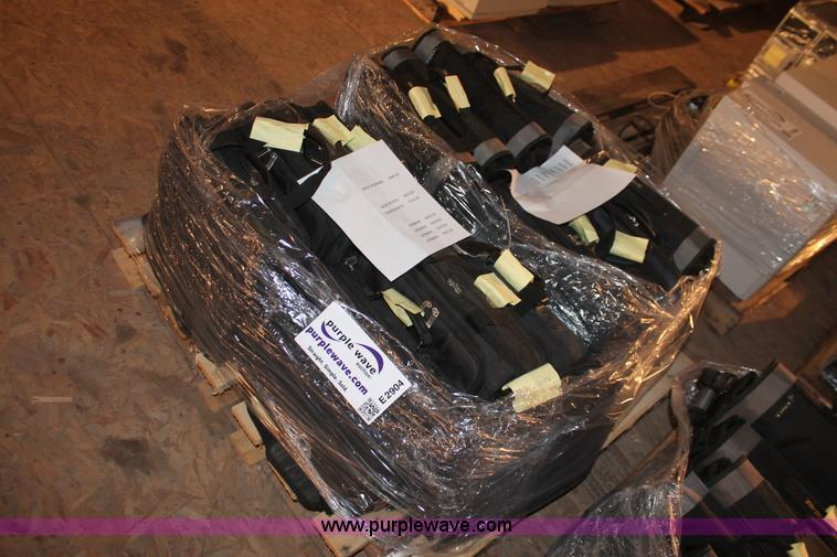 image for item E2904 (54) assorted laptop computers