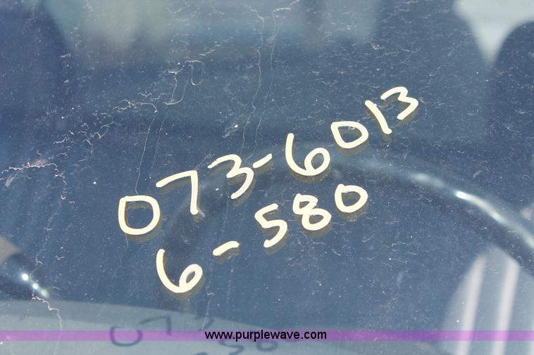 image for item E2927 1993 Ford F250 XL pickup truck