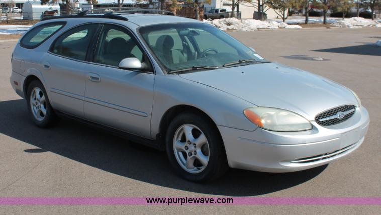 image for item E2932 2003 Ford Taurus SE