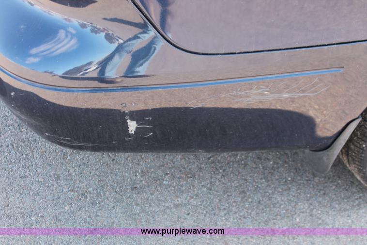 image for item E2933 2000 Ford Taurus SE