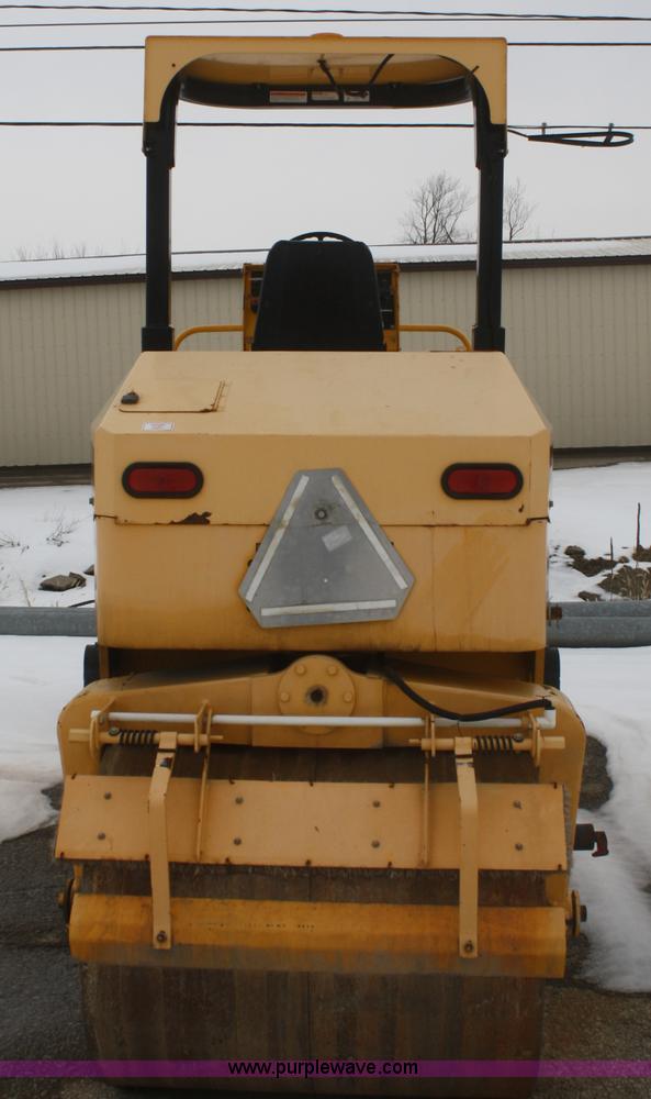 image for item E4154 2007 Ingram RS207 flat face steel roller