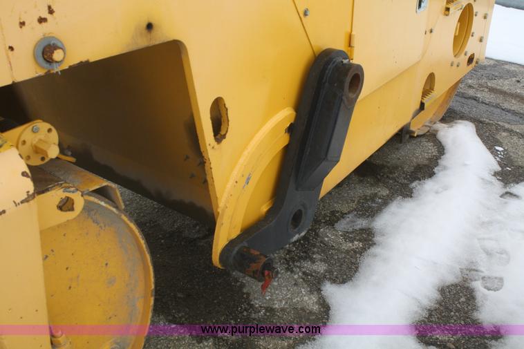 image for item E4154 2007 Ingram RS207 flat face steel roller