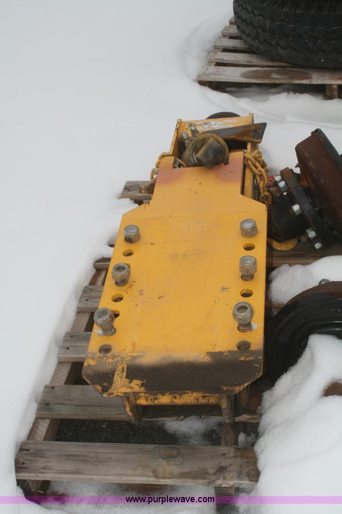 image for item E4154 2007 Ingram RS207 flat face steel roller