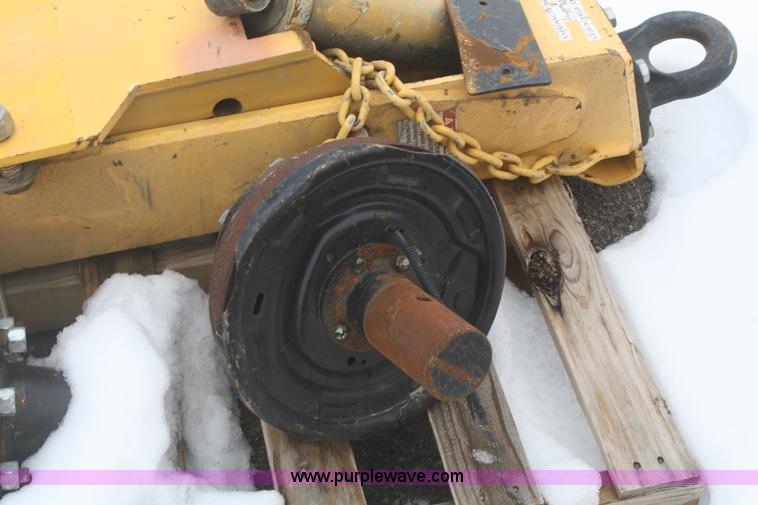 image for item E4154 2007 Ingram RS207 flat face steel roller