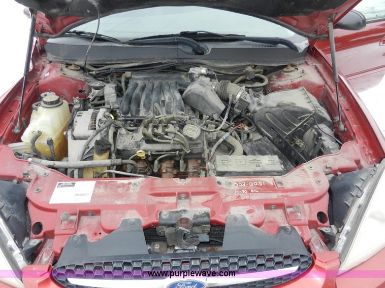 image for item E4156 2001 Ford Taurus LX