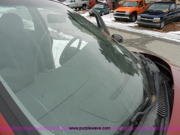 image for item E4156 2001 Ford Taurus LX