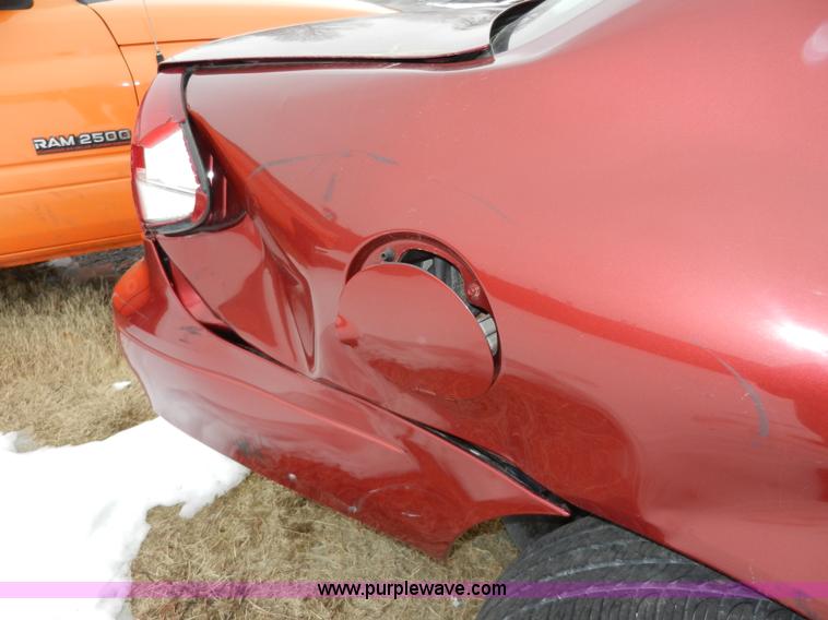 image for item E4156 2001 Ford Taurus LX