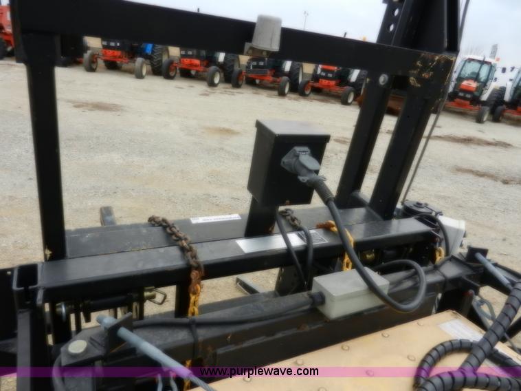 image for item F2938 2002 Enabs Safe-stop crash attenuator