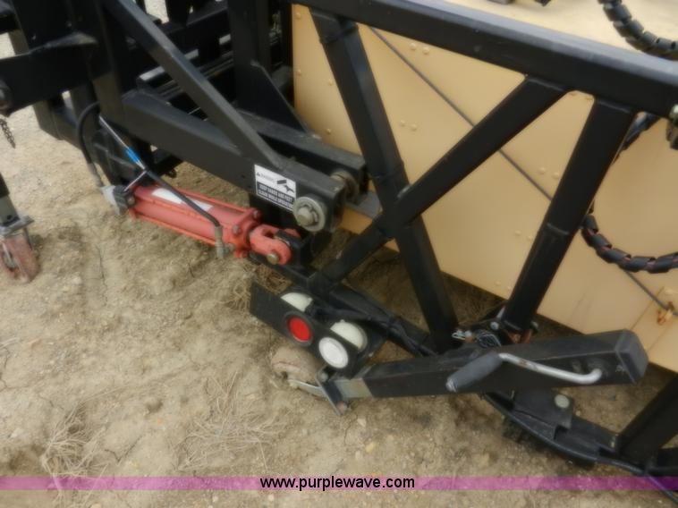 image for item F2938 2002 Enabs Safe-stop crash attenuator