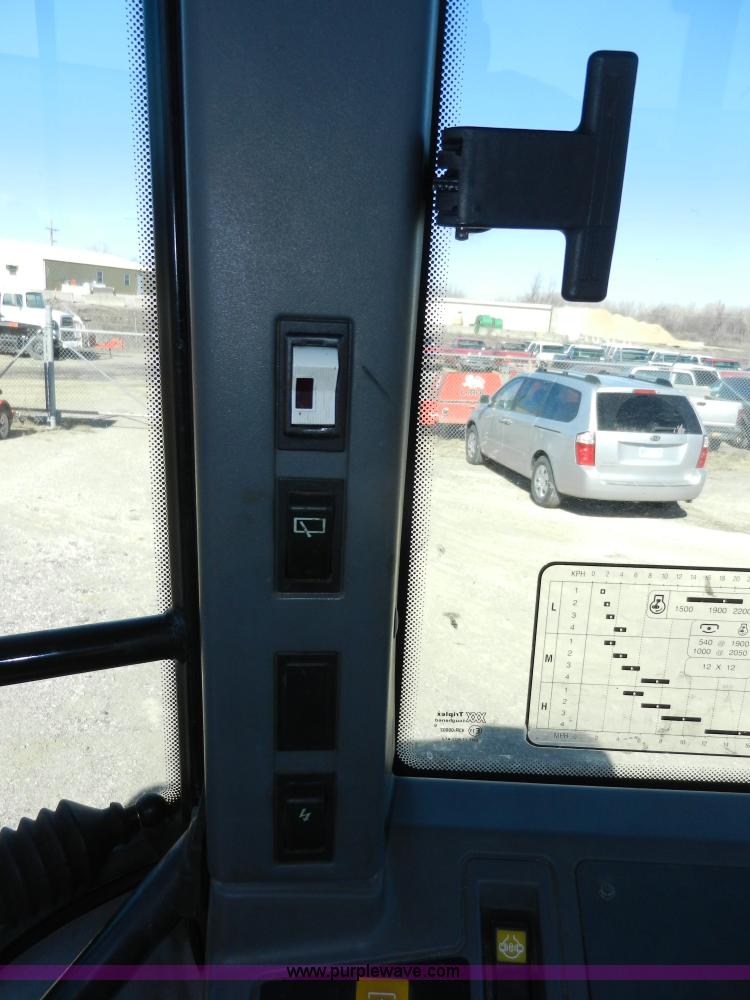 image for item F2961 1998 New Holland 6640SL tractor