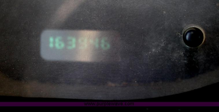 image for item F2965 2001 Dodge Ram 1500 pickup truck