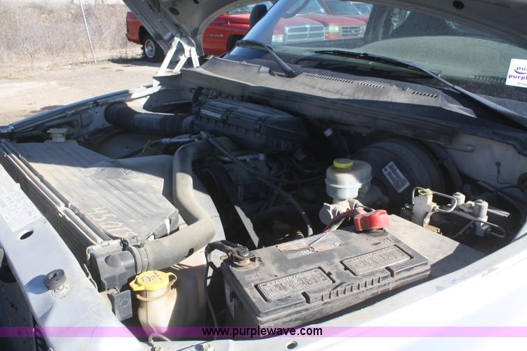 image for item F2965 2001 Dodge Ram 1500 pickup truck