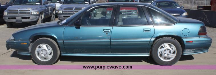 image for item F2968 1994 Pontiac Grand Prix SE