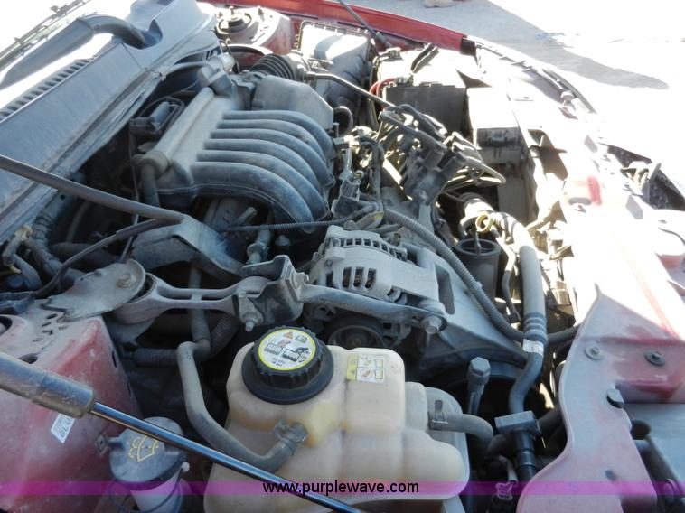 image for item F2976 2003 Ford Taurus wagon SE