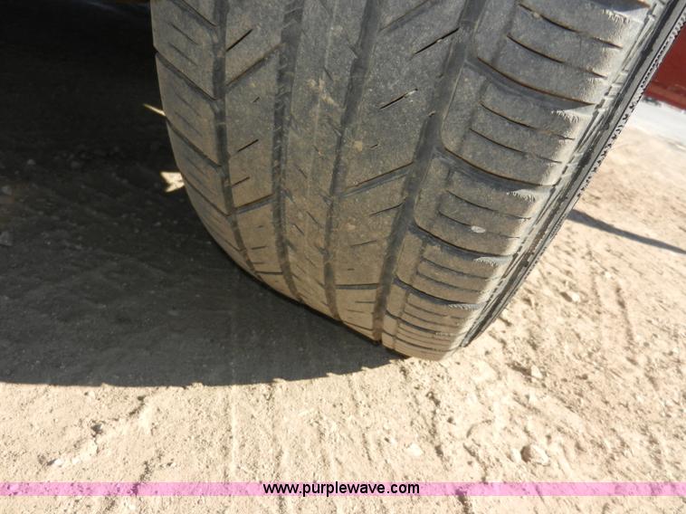 image for item F2976 2003 Ford Taurus wagon SE