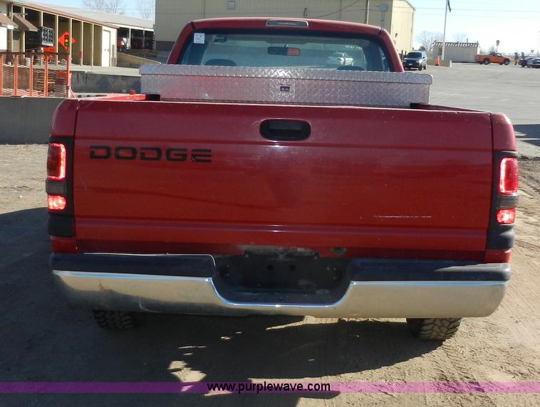 image for item F2978 1999 Dodge Ram 1500 pickup truck