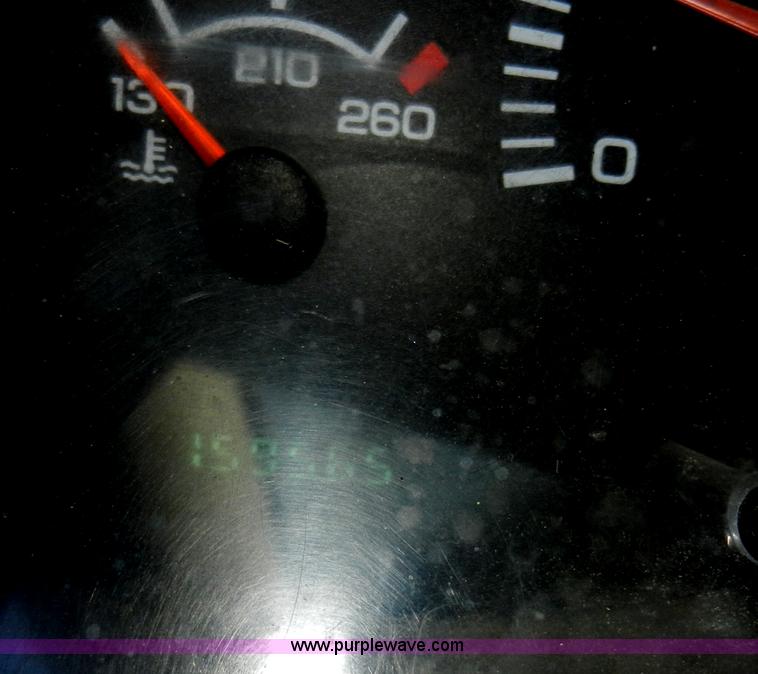 image for item F2978 1999 Dodge Ram 1500 pickup truck