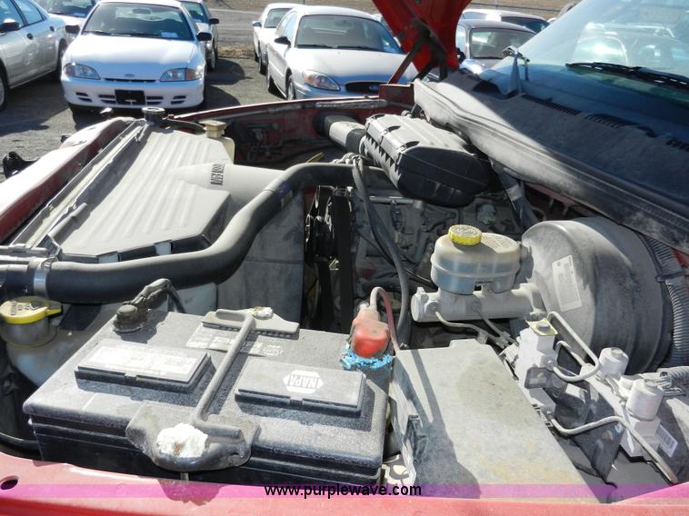 image for item F2978 1999 Dodge Ram 1500 pickup truck