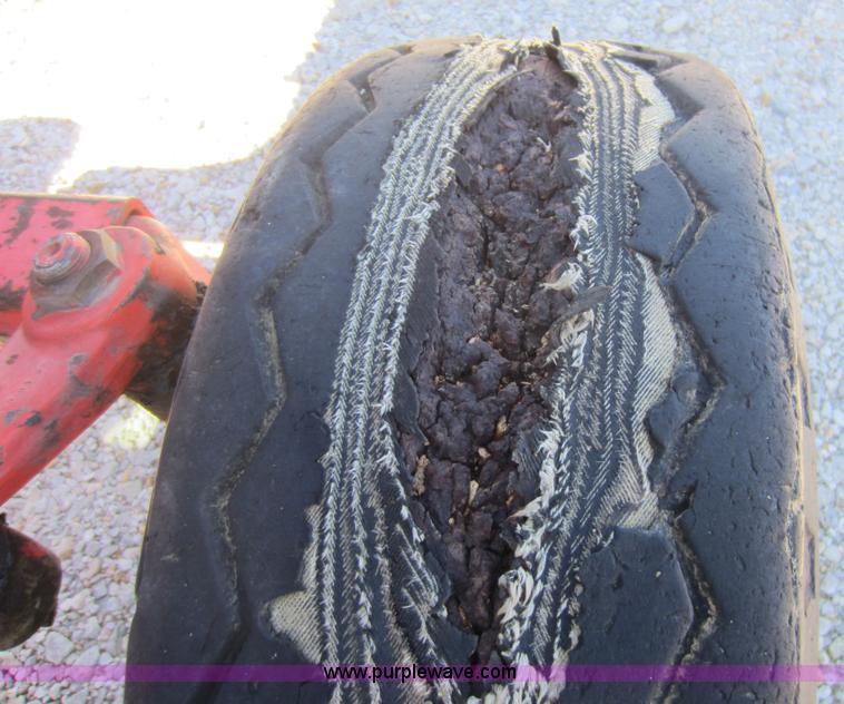 image for item G4814 1998 New Holland 6640SL tractor