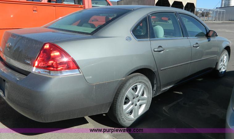 image for item G7689 2007 Chevrolet Impala LS