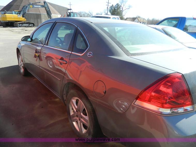 image for item G7689 2007 Chevrolet Impala LS