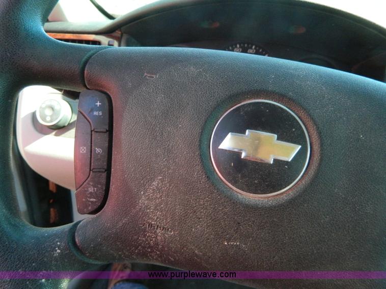 image for item G7689 2007 Chevrolet Impala LS