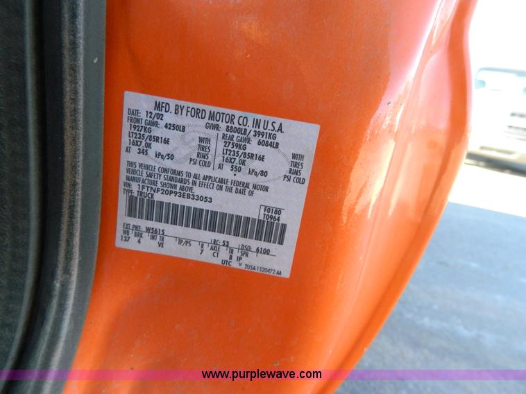 image for item G7693 2003 Ford F250 pickup truck