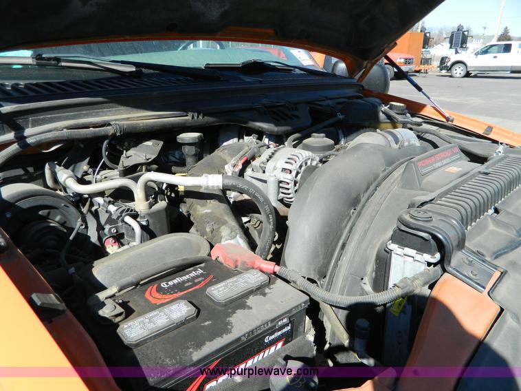 image for item G7693 2003 Ford F250 pickup truck