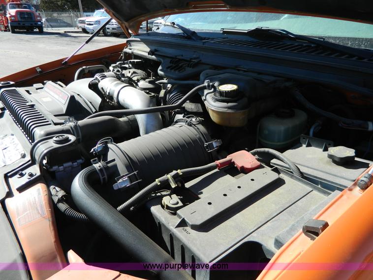 image for item G7693 2003 Ford F250 pickup truck