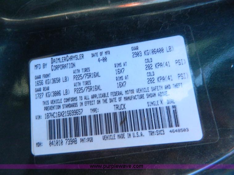 image for item G7694 2001 Dodge Ram 1500 pickup truck