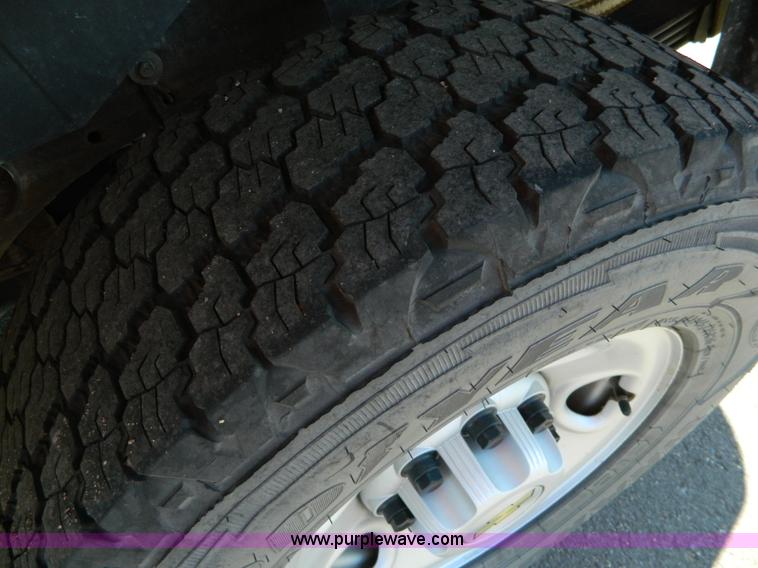 image for item G7698 2007 Chevrolet Suburban LT2500