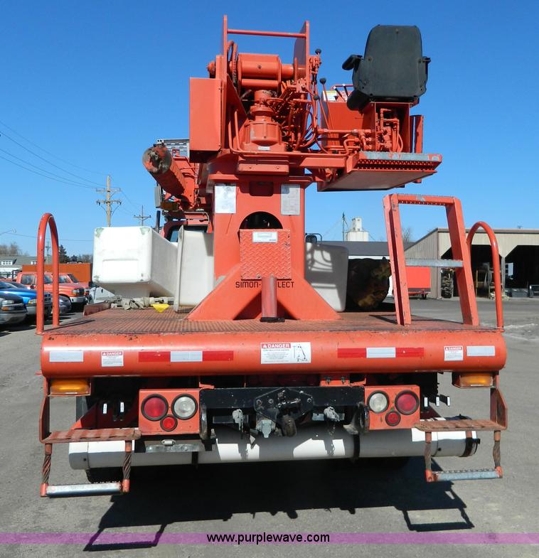 image for item G7700 1997 Ford F800 digger derrick truck