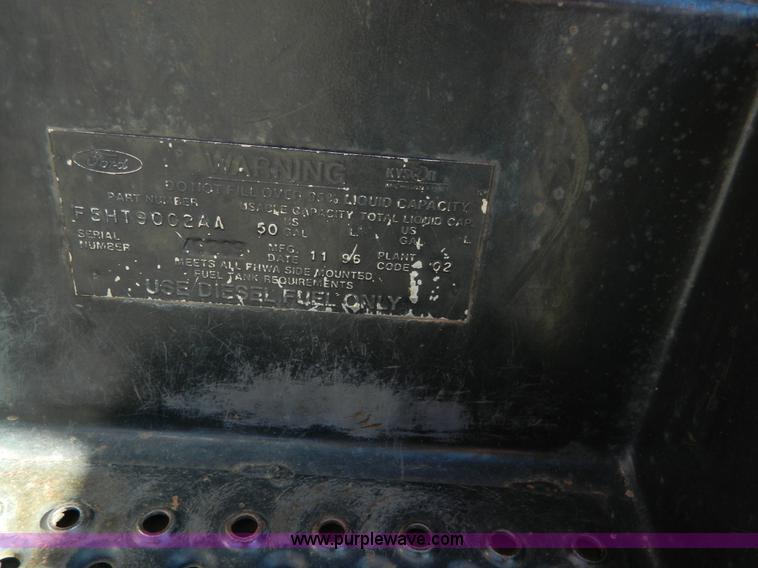 image for item G7700 1997 Ford F800 digger derrick truck