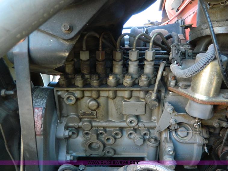 image for item G7700 1997 Ford F800 digger derrick truck