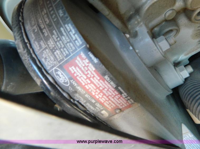 image for item G7700 1997 Ford F800 digger derrick truck