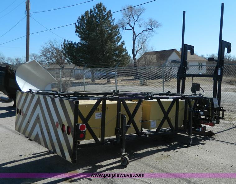 image for item G7701 1999 Enabs Safe-Stop crash attenuator